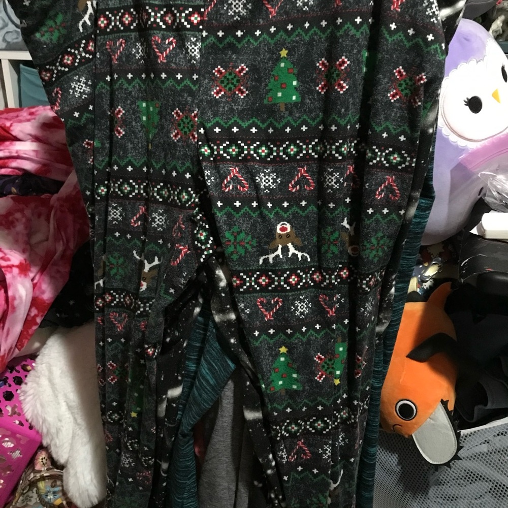 Faded Glory Christmas Patterned Leggings